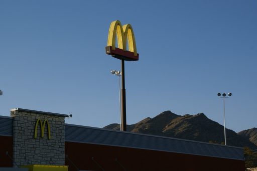 ¿Trabajos en McDonalds? ¿Cómo entrar? Requisitos actualizados