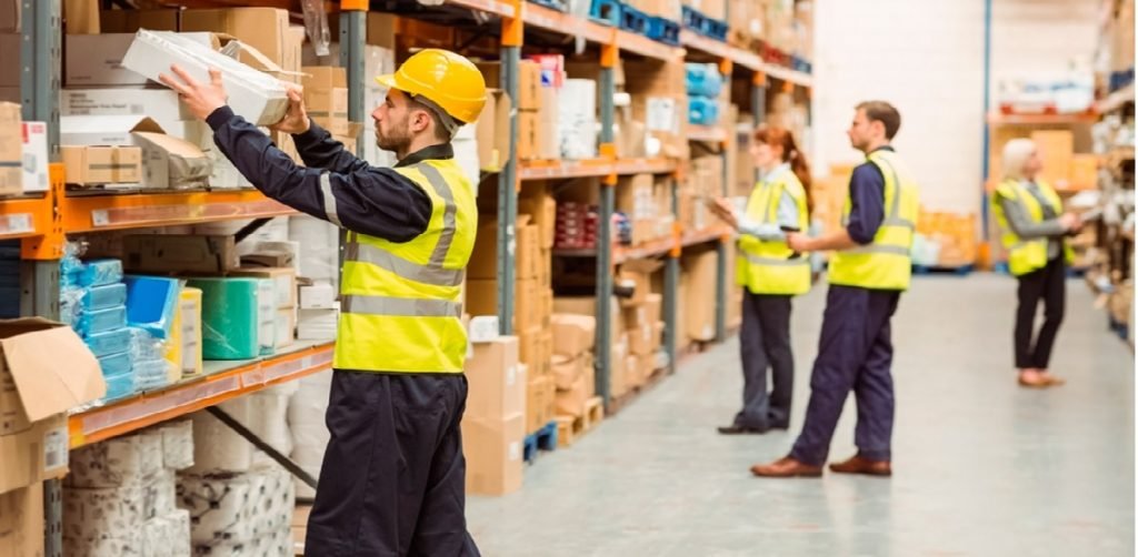 Si busca empleos en Orlando, aplique a esta vacante de reponedor de mercancía de Bodegas
