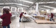 FÁBRICA de persianas en Fort Myers necesita PERSONAL de fabricación: Aplique así
